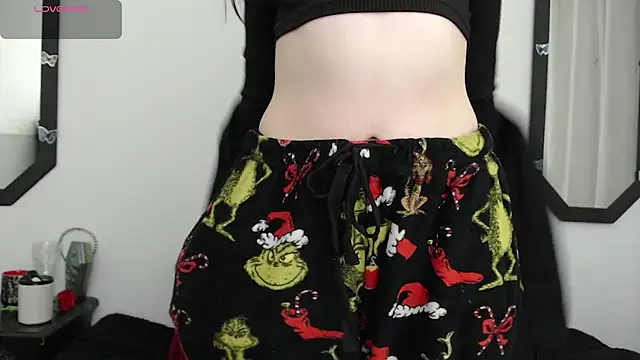 Amy Aloqua online show from 09-22-25, 03:18