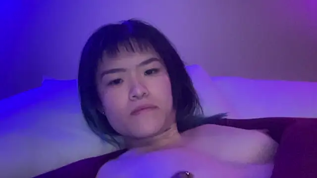 Snapshot of forbiddenfruitcake chatting on 02-25-25, 08:47 forbiddenfruitcake online show from 02-25-25, 08:47