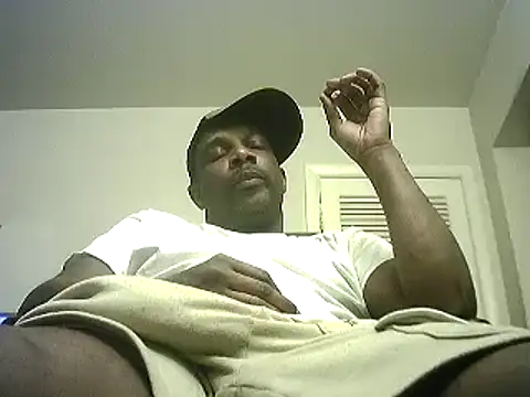 Snapshot of ThugDick79 chatting on 12-02-24, 05:43 ThugDick79 online show from 12-02-24, 05:43