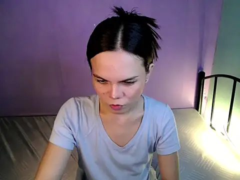 katie white online show from 03-21-26, 12:20