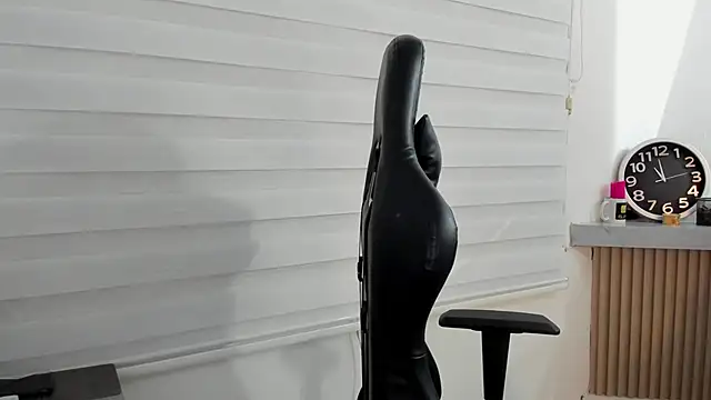 Rick Diesel  online show from 10-31-25, 03:58