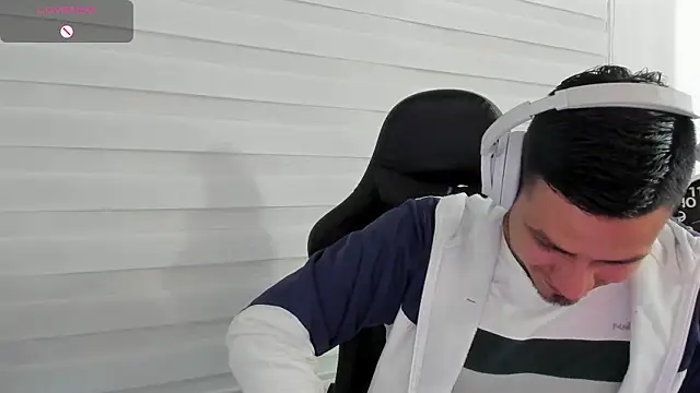 Rick Diesel  online show from 12-19-25, 04:05