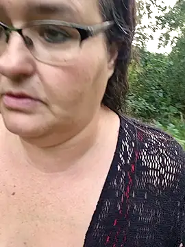 Snapshot of XxGipsyxX chatting on 09-20-25, 03:28 XxGipsyxX online show from 09-20-25, 03:28