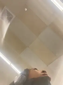 Iceblanca online show from 01-08-26, 03:07