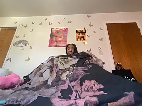 Iceblanca online show from 02-24-26, 04:41