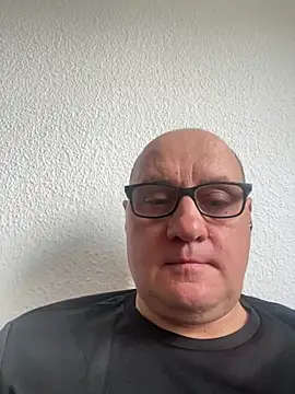 Snapshot of vanjbi45 chatting on 03-16-25, 01:06 vanjbi45 online show from 03-16-25, 01:06