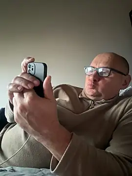 vanjbi45 online show from 11-12-25, 07:01