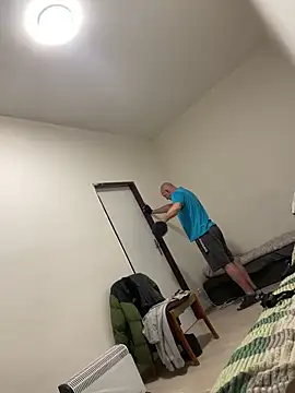 Snapshot of vanjbi45 chatting on 02-18-25, 05:09 vanjbi45 online show from 02-18-25, 05:09