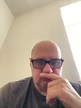 Snapshot of vanjbi45 chatting on 02-19-25, 07:39 vanjbi45 online show from 02-19-25, 07:39