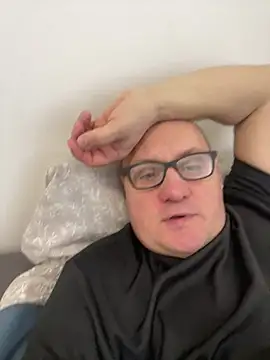 Snapshot of vanjbi45 chatting on 02-23-25, 08:06 vanjbi45 online show from 02-23-25, 08:06