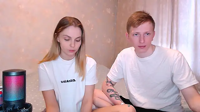 juliaanddima online show from 05-29-26, 08:42