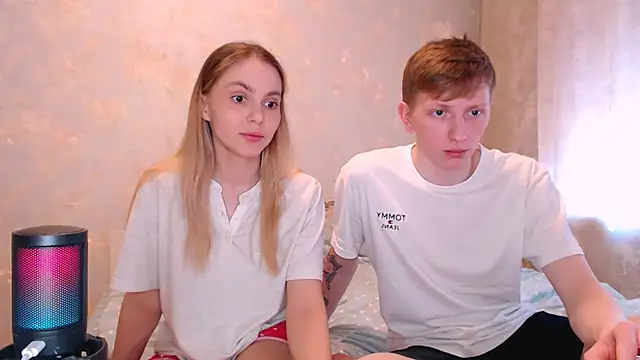 juliaanddima online show from 02-18-26, 08:22