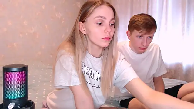 juliaanddima online show from 02-26-26, 11:32