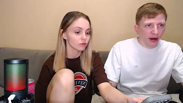 juliaanddima online show from 03-24-26, 11:05