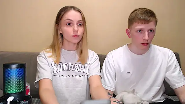 juliaanddima online show from 03-15-26, 10:17