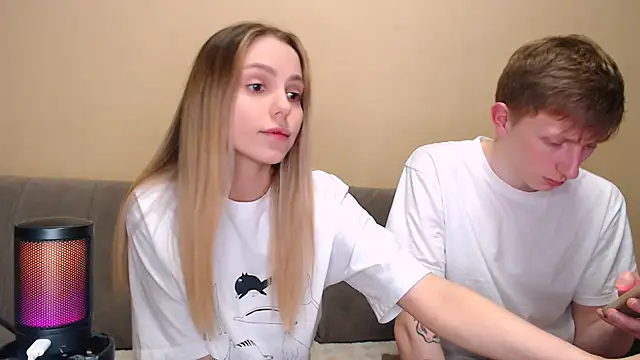 juliaanddima online show from 02-28-26, 10:53