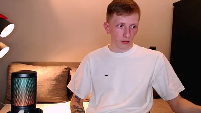 juliaanddima online show from 11-02-25, 09:09