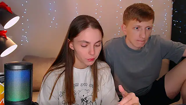 juliaanddima online show from 02-26-25, 12:41