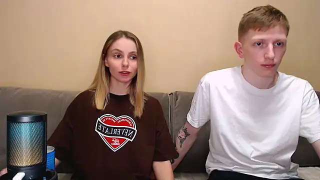 juliaanddima online show from 03-11-26, 08:58