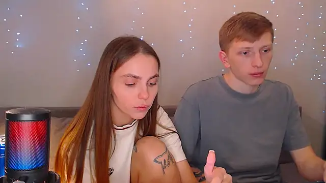 juliaanddima online show from 03-12-25, 08:52