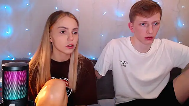 juliaanddima online show from 10-02-25, 10:46