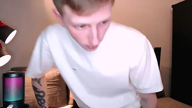 juliaanddima online show from 12-01-25, 09:15