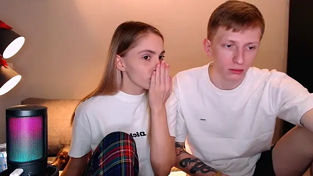 juliaanddima online show from 11-15-25, 09:52