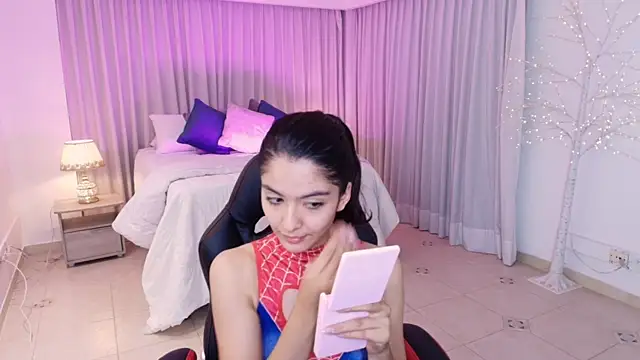 miiaa evans online show from 02-19-25, 03:28