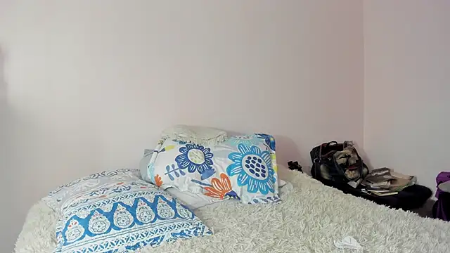 Room312  online show from 10-10-25, 04:41