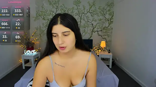 Linda EX online show from 09-29-25, 05:14