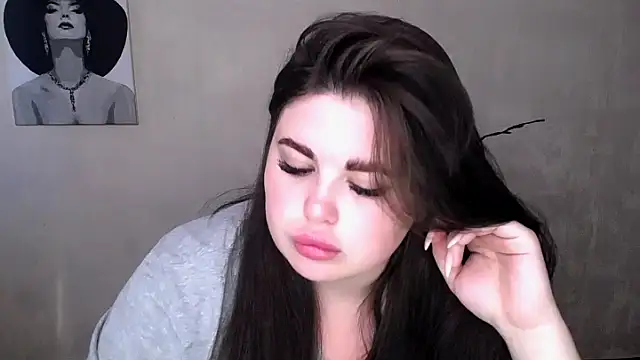 Emily Mo online show from 09-15-25, 05:30