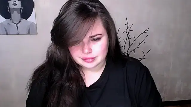 Emily Mo online show from 09-19-25, 05:11