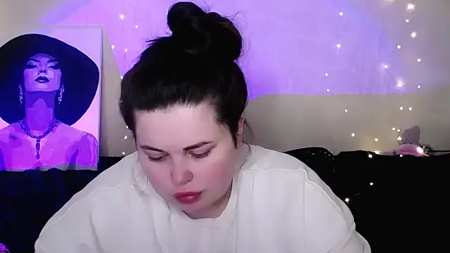 Snapshot of Emily_Mo chatting on 02-26-26, 06:57 Emily Mo online show from 02-26-26, 06:57