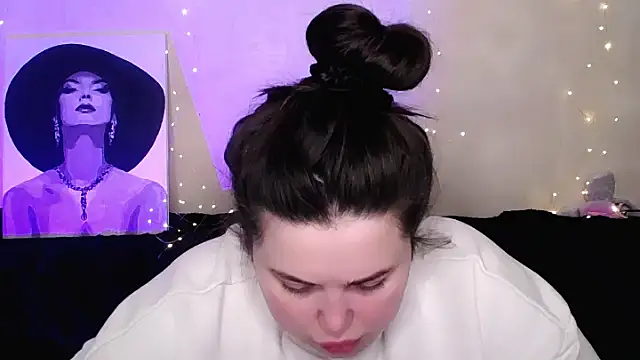 Snapshot of Emily_Mo chatting on 02-25-26, 07:08 Emily Mo online show from 02-25-26, 07:08