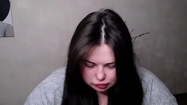 Emily Mo online show from 10-01-25, 05:45