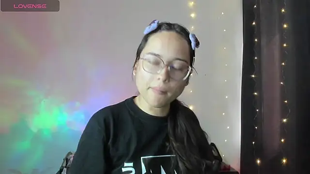 Snapshot of shantalc3rezo chatting on 09-24-25, 07:53 shantalc3rezo online show from 09-24-25, 07:53