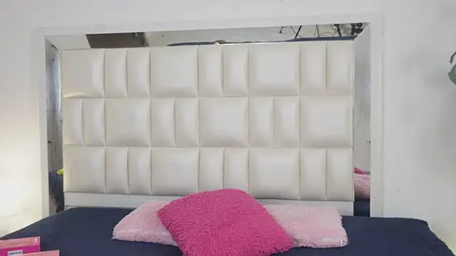 Snapshot of Anais_aradia chatting on 03-12-25, 05:13 Anais aradia online show from 03-12-25, 05:13