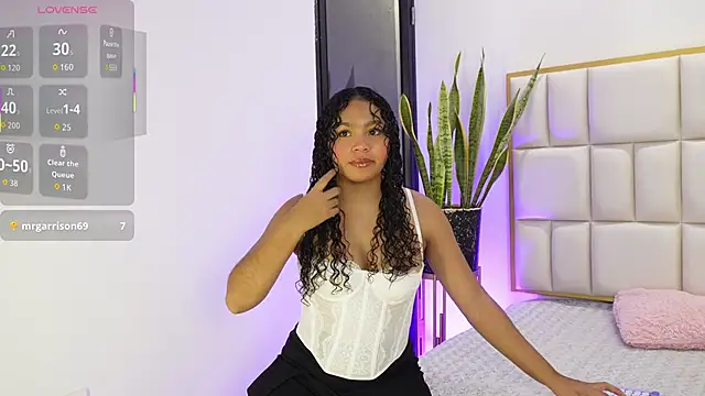 Snapshot of Anais_aradia chatting on 12-17-25, 05:34 Anais aradia online show from 12-17-25, 05:34