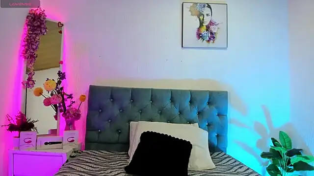 mia thompsonn  online show from 02-20-26, 02:08