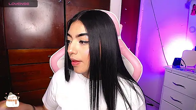 eva six online show from 12-17-24, 06:20