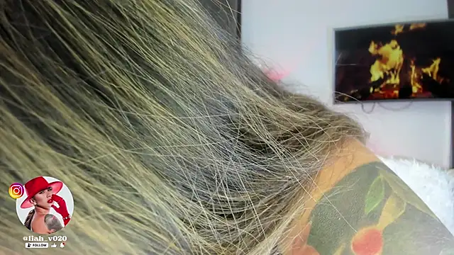 Snapshot of liah_v chatting on 03-08-25, 08:46 liah v online show from 03-08-25, 08:46