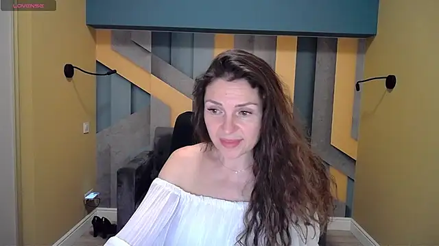EllaLong online show from 12-31-24, 03:53