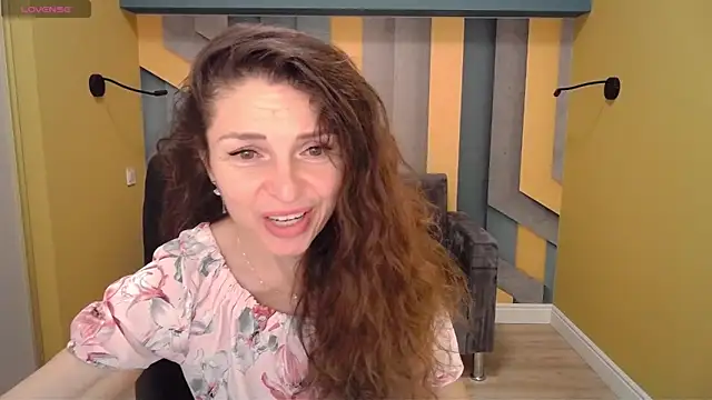 EllaLong online show from 01-26-25, 12:43