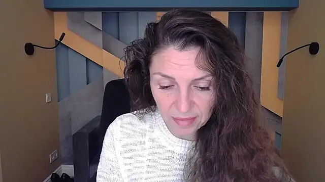 EllaLong online show from 10-09-25, 11:44