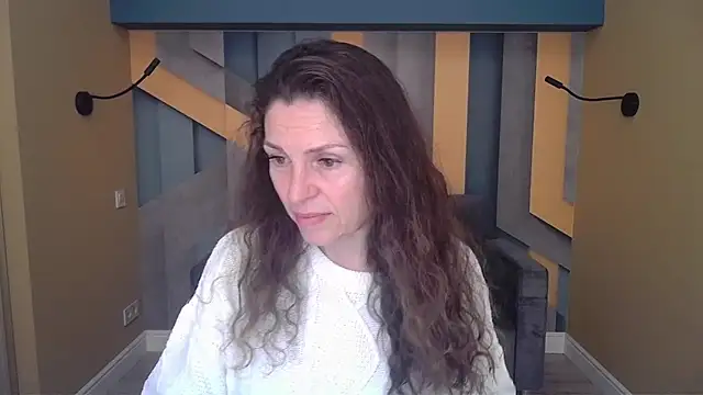 EllaLong online show from 11-30-25, 12:28