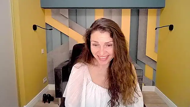 EllaLong online show from 02-15-25, 10:00