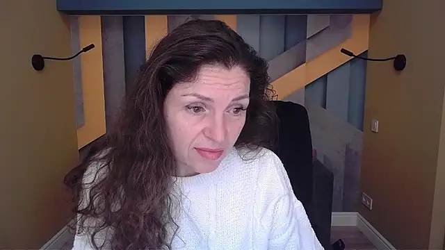 EllaLong online show from 01-10-26, 12:33