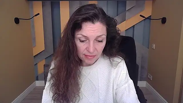 EllaLong online show from 01-11-26, 12:34