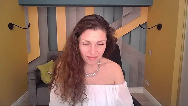 EllaLong online show from 04-01-26, 01:52