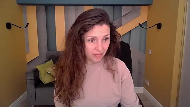 EllaLong online show from 04-01-26, 11:33